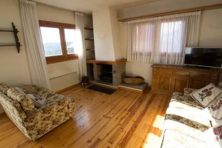 Casa Amb Jardi Alp Apartment Luaran gambar